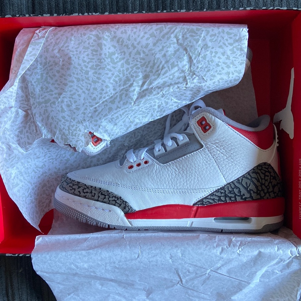 Jordan 3 Fire Red